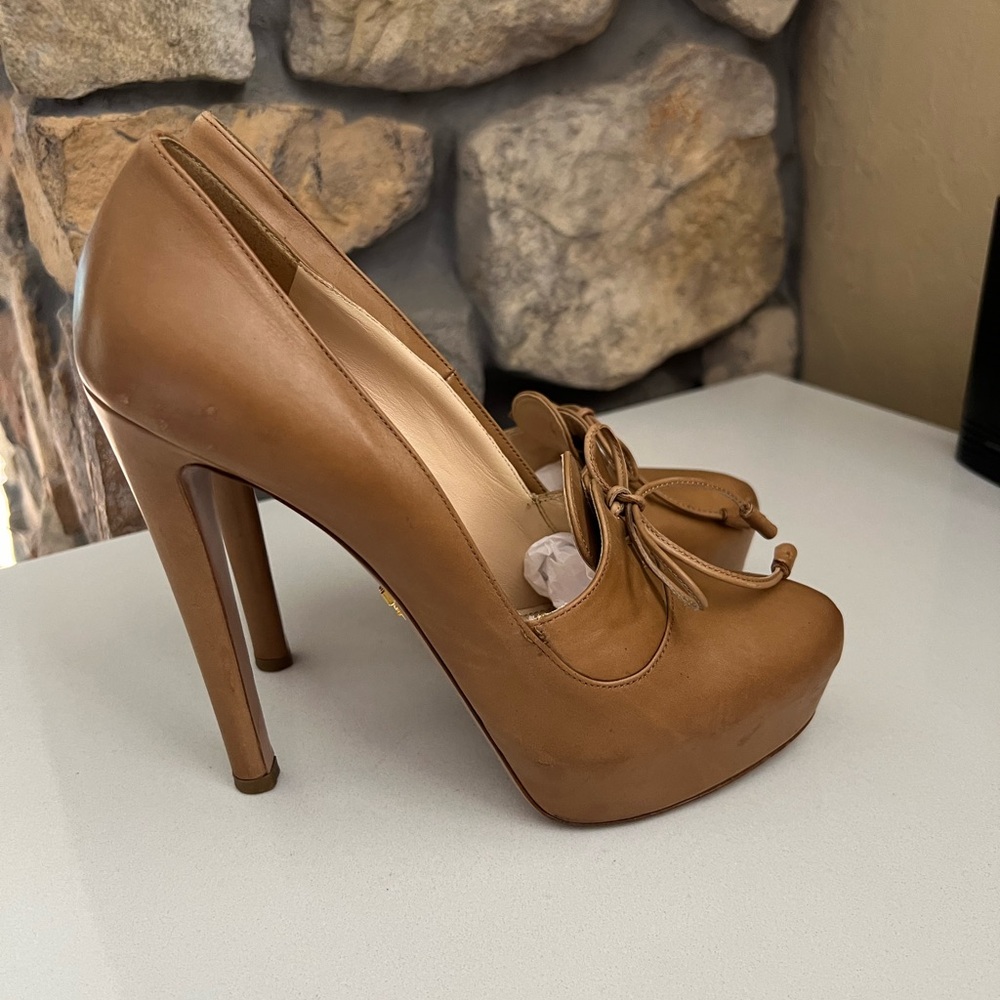 Prada Leather Lace-up Pump Size 9 - Picture 4 of 16